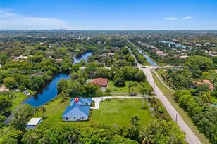 2400 SW 112th Ave, Davie, FL 33325 - Photo 12