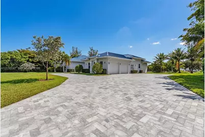 2400 SW 112th Ave, Davie, FL 33325 - Photo 12