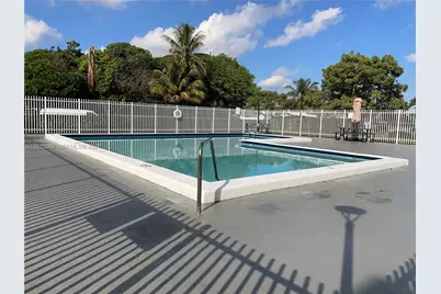10300 Coral Way #B-33, Miami, FL 33165 - Photo 10