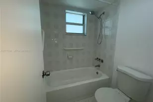 10300 Coral Wy, Miami, FL 33165 - Photo 16