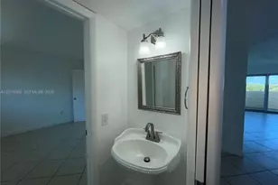 10300 Coral Wy, Miami, FL 33165 - Photo 18