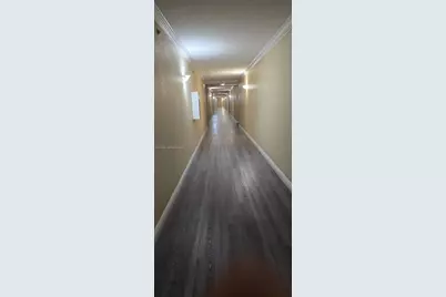 2475 NW 16th St Rd #504, Miami, FL 33125 - Photo 4