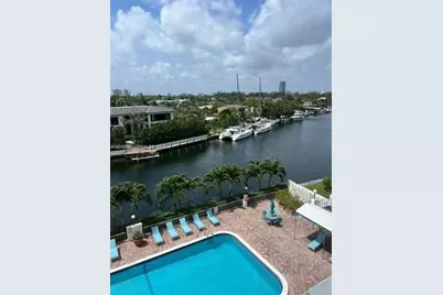 401 Golden Isles Dr #314, Hallandale Beach, FL 33009 - Photo 22