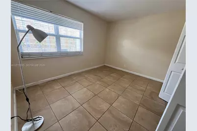 401 Golden Isles Dr #314, Hallandale Beach, FL 33009 - Photo 10