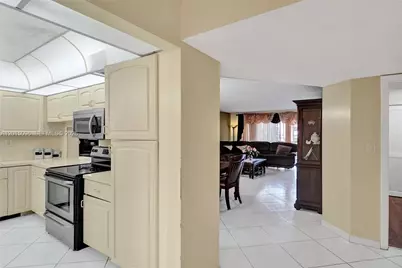 4960 E Sabal Palm Blvd #203, Tamarac, FL 33319 - Photo 8
