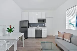 820 15th St, Miami Beach, FL 33139 - Photo 2