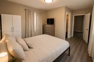 943 79th Terrace, Miami Beach, FL 33141 - Photo 10