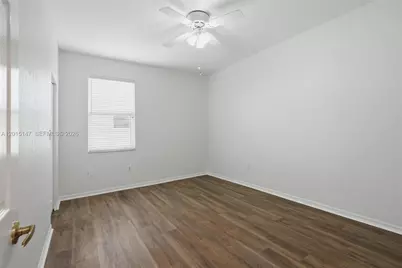 13845 NW 14th St, Pembroke Pines, FL 33028 - Photo 16