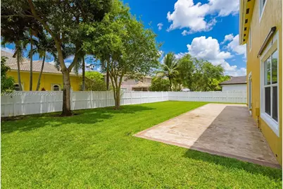 13845 NW 14th St, Pembroke Pines, FL 33028 - Photo 36