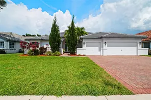 3292 Ridge Trace, Davie, FL 33328 - Photo 2