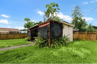 2674 W 8th Ct, Hialeah, FL 33010 - Photo 26