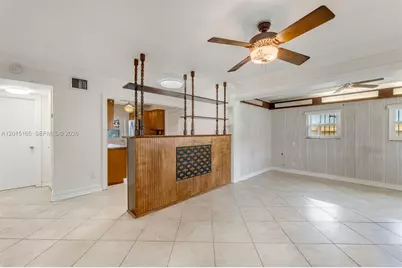 2674 W 8th Ct, Hialeah, FL 33010 - Photo 12