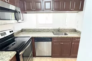 16203 Glenmoor Dr, West Palm Beach, FL 33409 - Photo 4
