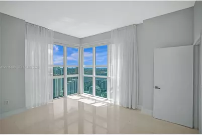 950 Brickell Bay Dr #4610, Miami, FL 33131 - Photo 10