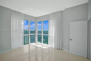 950 Brickell Bay Dr, Miami, FL 33131 - Photo 10