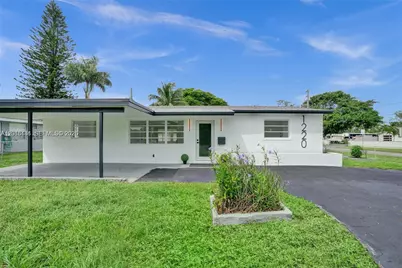 1220 NE 8th St, Pompano Beach, FL 33060 - Photo 1