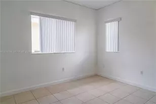 379 NE 34th Ave, Homestead, FL 33033 - Photo 16