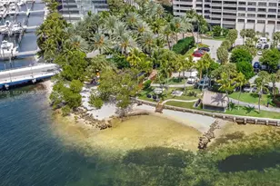 1 Grove Isle Dr, Miami, FL 33133 - Photo 28