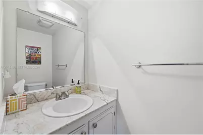 6273 Bay Club Dr #2, Fort Lauderdale, FL 33308 - Photo 12