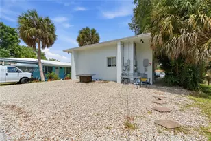 830 SE 14th St, Fort Lauderdale, FL 33316 - Photo 10