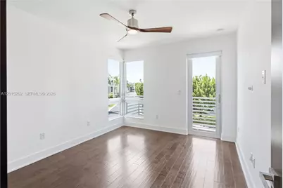 8221 NW 34th Dr, Doral, FL 33122 - Photo 38