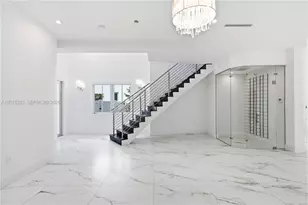8221 NW 34th Dr, Doral, FL 33122 - Photo 10