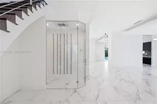 8221 NW 34th Dr, Doral, FL 33122 - Photo 20