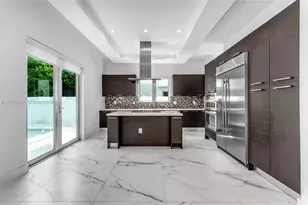 8221 NW 34th Dr, Doral, FL 33122 - Photo 12