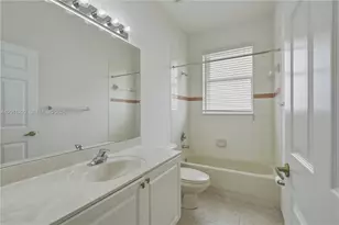 1836 NW 139th Ave, Pembroke Pines, FL 33028 - Photo 26