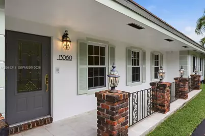 13060 SW 70th Ave, Pinecrest, FL 33156 - Photo 4