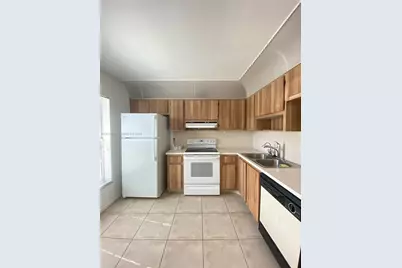 432 Bennington Ln #432, Lake Worth, FL 33467 - Photo 2