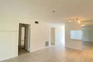 432 Bennington Ln, Lake Worth, FL 33467 - Photo 10