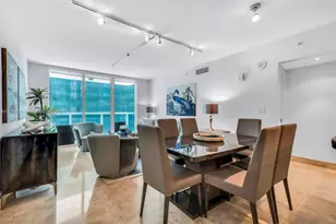 31 SE 5th St, Miami, FL 33131 - Photo 4