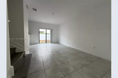 10606 W 33rd Way #10606, Hialeah, FL 33018 - Photo 6