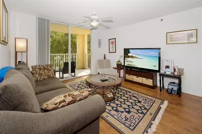 19555 E Country Club Dr #8408, Aventura, FL 33180 - Photo 2