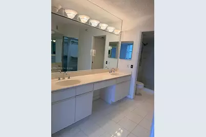 19101 NE 36th Ct #1801, Aventura, FL 33180 - Photo 14