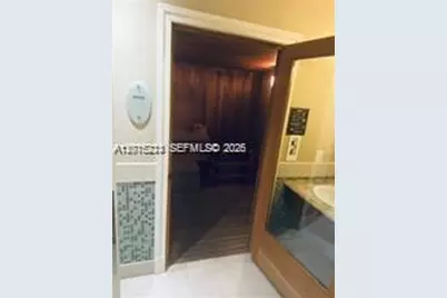 20000 E Country Club Dr #TS07, Aventura, FL 33180 - Photo 28
