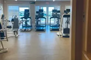 20000 E Country Club Dr, Aventura, FL 33180 - Photo 24