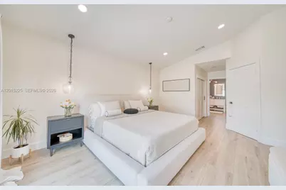 77 Gables Blvd, Weston, FL 33326 - Photo 26