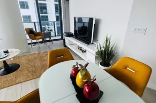 55 SW 9th St, Miami, FL 33130 - Photo 2