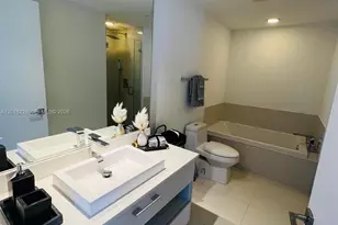 55 SW 9th St, Miami, FL 33130 - Photo 6