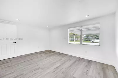 12621 NW 22nd Ct, Miami, FL 33167 - Photo 20