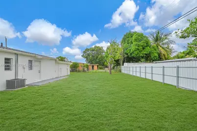 12621 NW 22nd Ct, Miami, FL 33167 - Photo 6