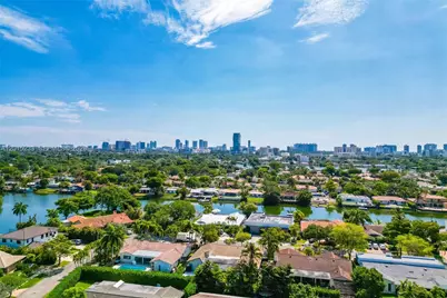 21141 NE 21st Ct, Miami, FL 33179 - Photo 30