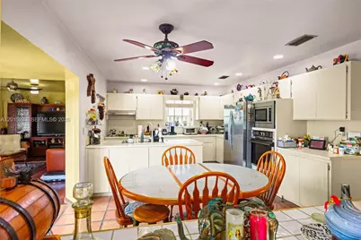 21141 NE 21st Ct, Miami, FL 33179 - Photo 8