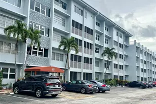 215 SE 3rd Ave, Hallandale Beach, FL 33009 - Photo 1