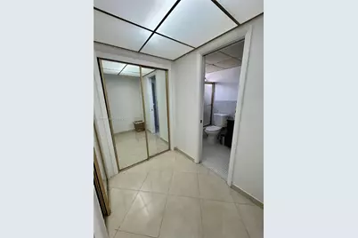 215 SE 3rd Ave #408C, Hallandale Beach, FL 33009 - Photo 4