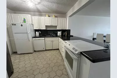215 SE 3rd Ave #408C, Hallandale Beach, FL 33009 - Photo 4