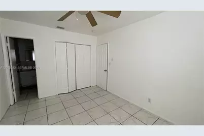 5210 NW 16th St, Lauderhill, FL 33313 - Photo 14