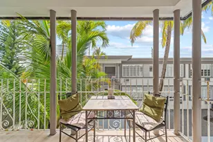 301 86th St, Miami Beach, FL 33141 - Photo 12